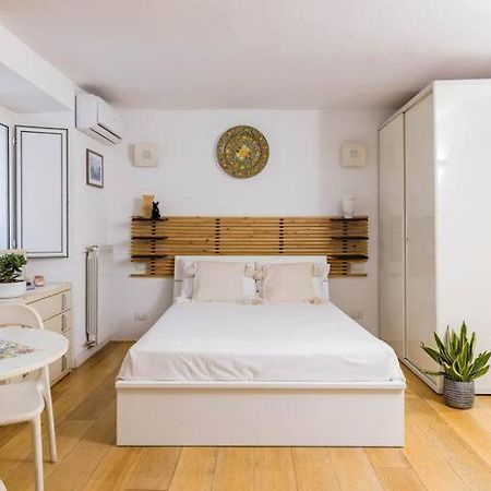 רומא Alveare Bed & Breakfast מראה חיצוני תמונה