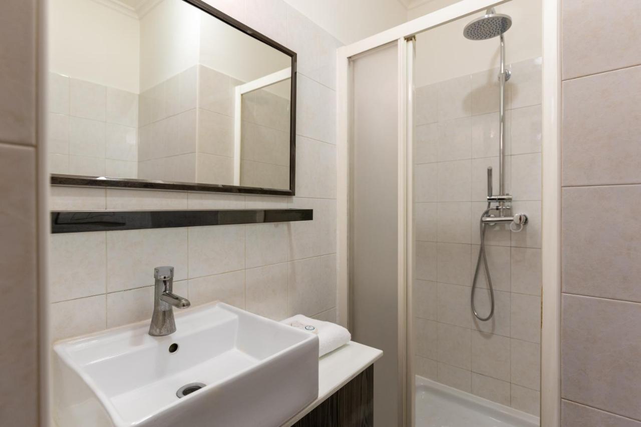 רומא Alveare Bed & Breakfast מראה חיצוני תמונה